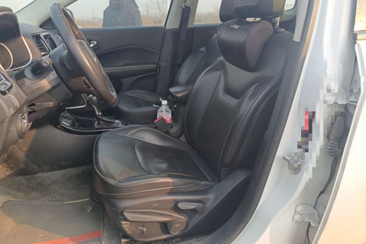 Used Jeep Compass 2019 220T Automatic Family Edition
