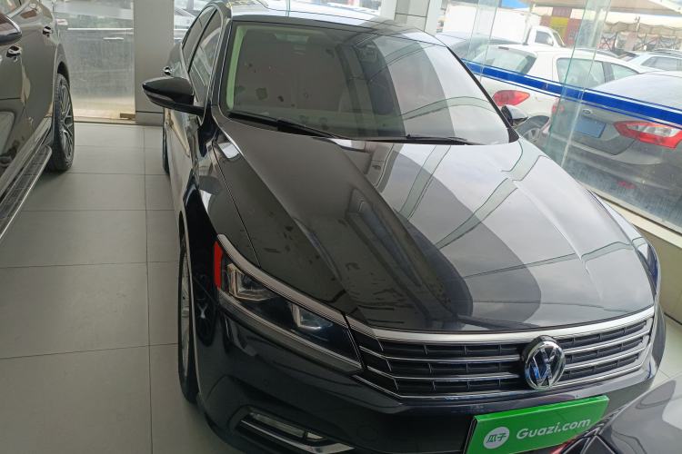 Used Volkswagen Passat 2017 330TSI DSG Luxury Edition Front