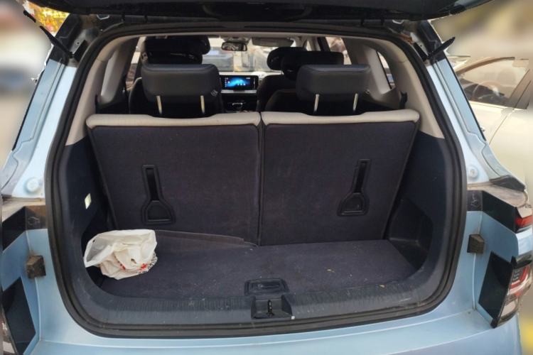 Used Baojun RM-5 2019 1.5T CVT 24-Hour Online Prestige Version 6 Seats Trunk