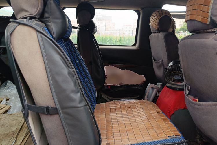 Used FORTHING Lingzhi 2014 M3 1.6L 7-Seater Comfort Model
