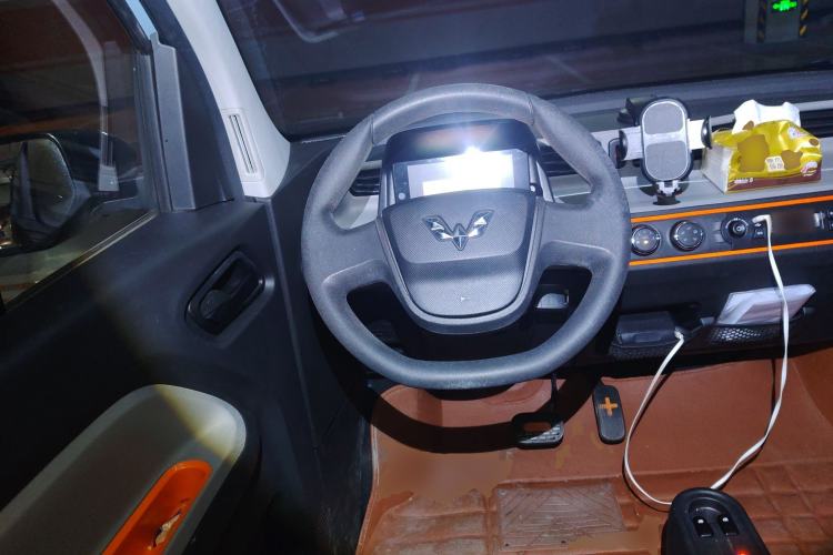 Used Wuling Hongguang MINIEV 2022 Easy Version Lithium-NMC
