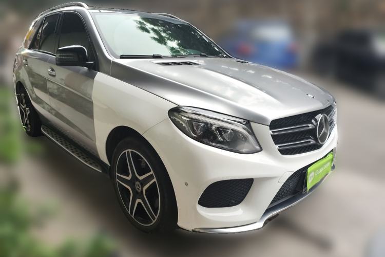 Used Mercedes-Benz GLE 2017 GLE 450 AMG 4MATIC Front Right 45 Deg