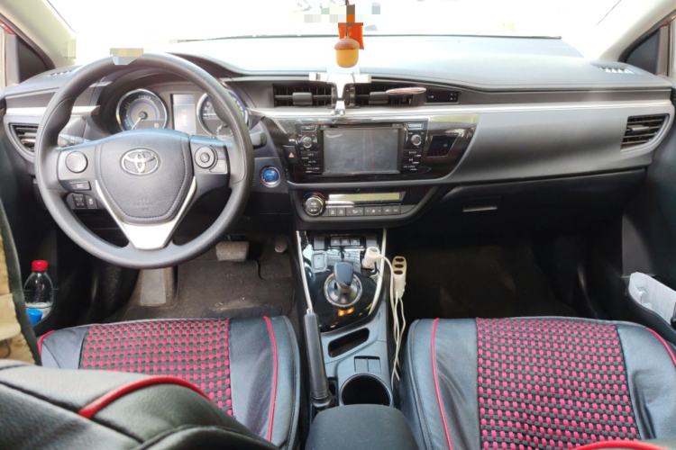 Used Toyota Levin 2016 Dual-Engine 1.8H GS E-CVT Elite Model with Sunroof Center Console