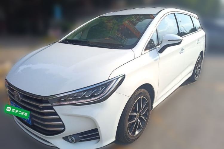 Używany BYD Song MAX 2017 1.5T Automatic Smart Connect Luxury 7-Seater