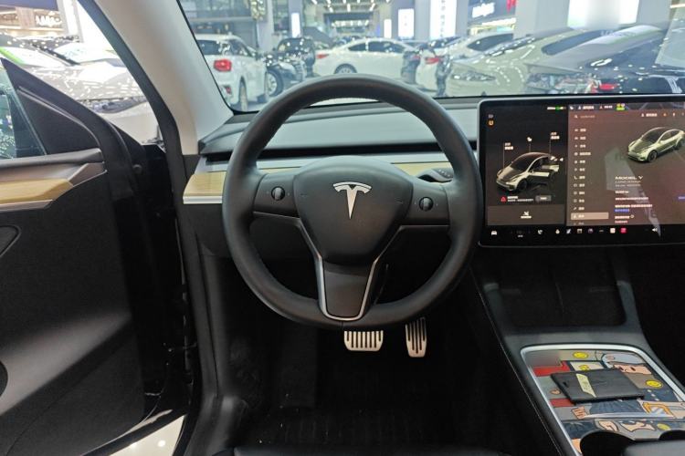 Used Tesla Model Y 2022 Revised Version Long-Range All-Wheel Drive Steering Wheel