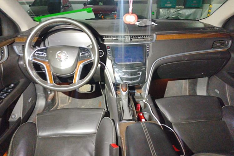 Used Cadillac XTS 2013 28T Leading Model