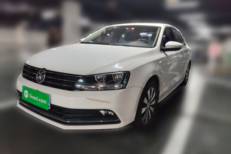 Used Volkswagen Sagitar 2017 230TSI Automatic Comfort Version