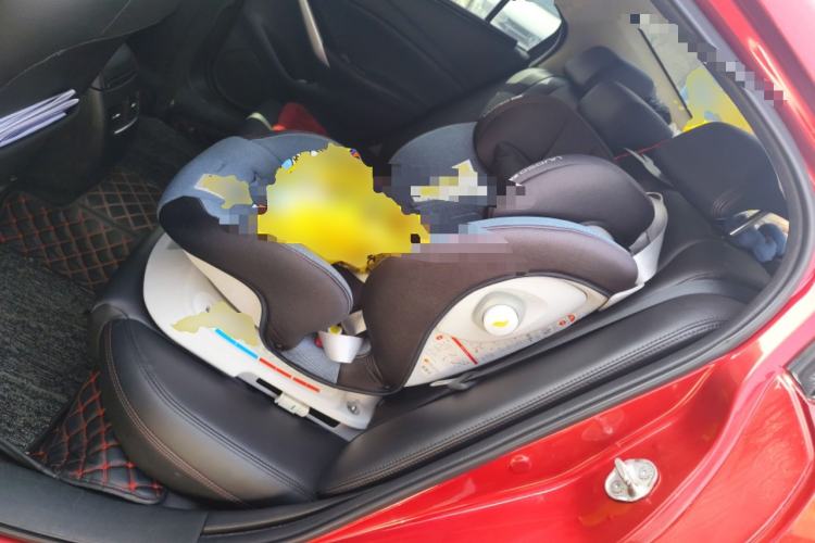 Used Mazda Atenza 2015 2.0L Blue Sky Luxury Edition Left Rear Seat