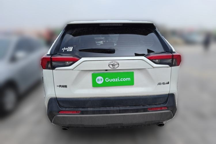 Used Toyota RAV4 2020 2.0L CVT Two-Wheel Drive Fashion Edition Rear