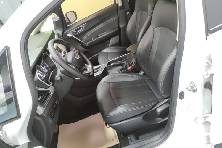 Used Geely Auto Vision X3 2019 Upgraded Model 1.5L CVT Elite Version
