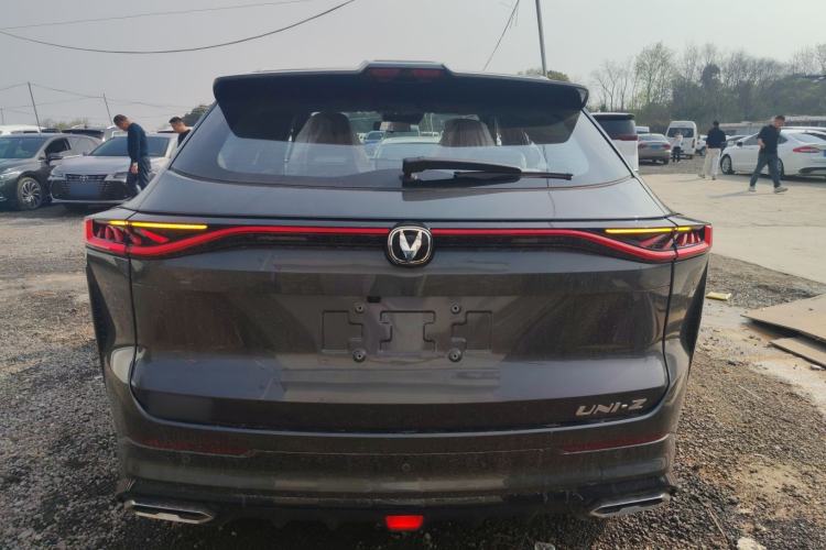 Used CHANGAN UNI-Z New Energy 2025 Model, Smart New Blue Whale 125km Battleship+ Version Rear