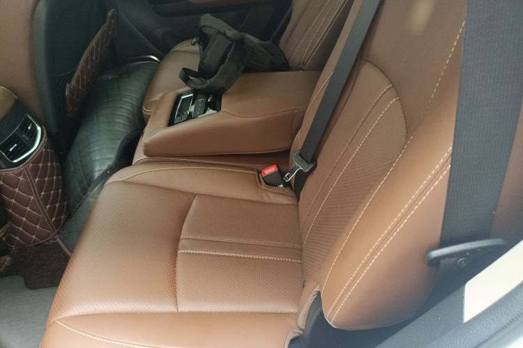 Used BYD Tang New Energy 2015 2.0T Four-Wheel-Drive Flagship Model Left Rear Seat