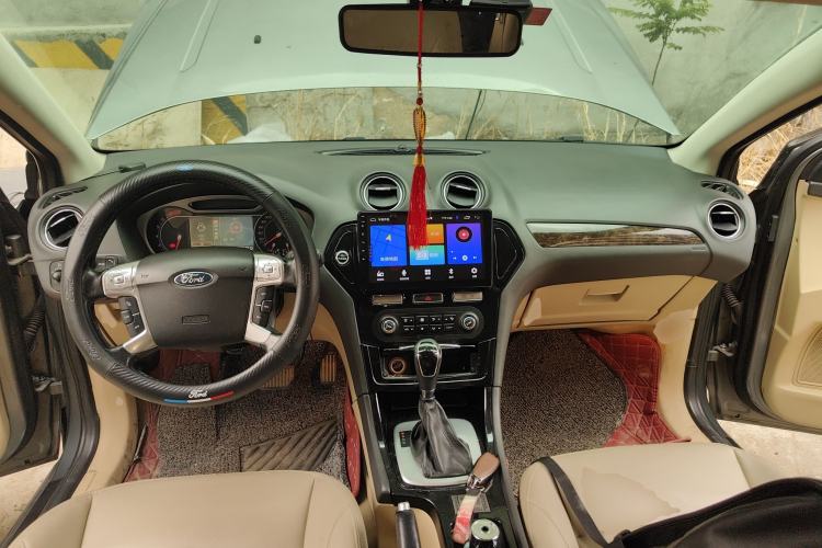 Used Ford Mondeo 2010 2.3L Luxury Version