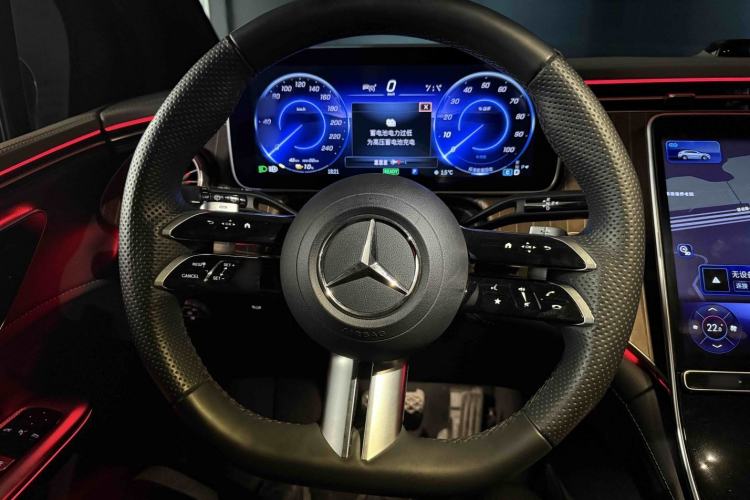 Used Mercedes-Benz EQE SUV 2024 500 4MATIC Pioneer Edition
