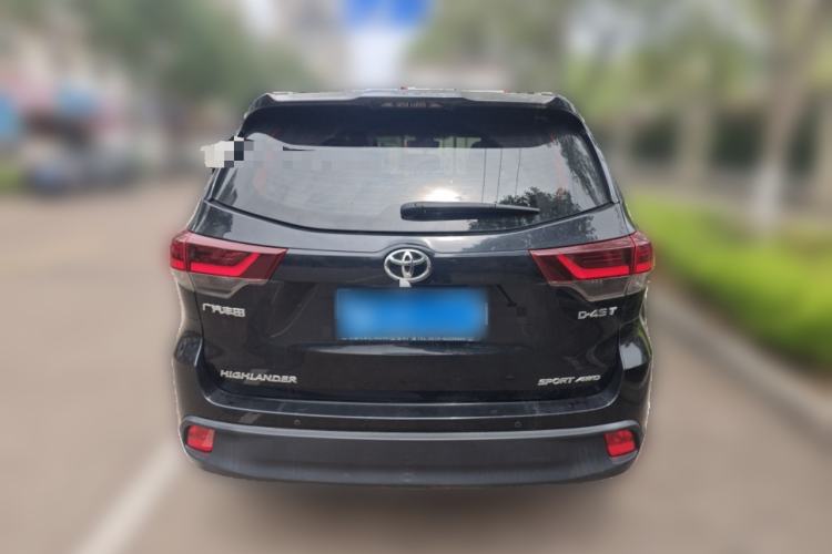 Used Toyota Highlander 2018 2.0T Four-Wheel Drive Knight Edition 7 Seats China VI Standard Rear