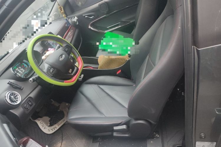 Used Chery New Energy Little Ant 2022 Revised Version Sweet Pink Edition Half-Sugar Version Lithium Iron Phosphate 30.7 kWh 30 kW 301 km Left Front Seat