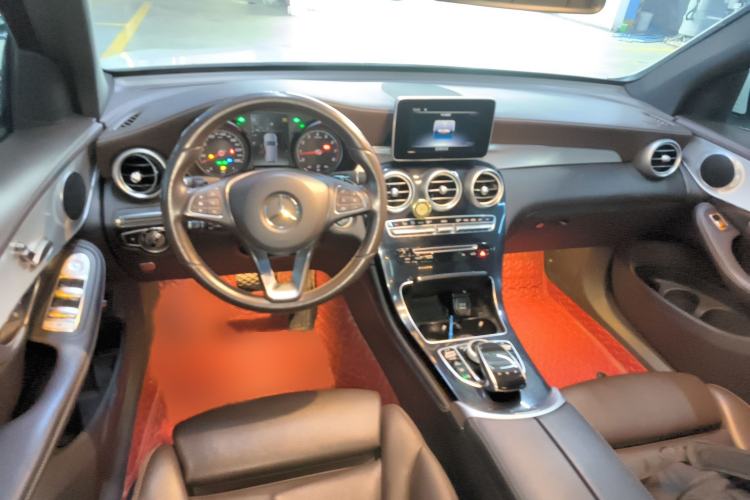 Used Mercedes-Benz GLC 2019 GLC 200 L 4MATIC
