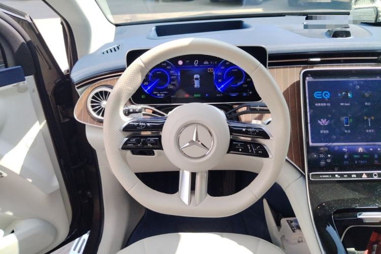 Used Mercedes-Benz EQE SUV 2023 350 4MATIC Luxury Edition