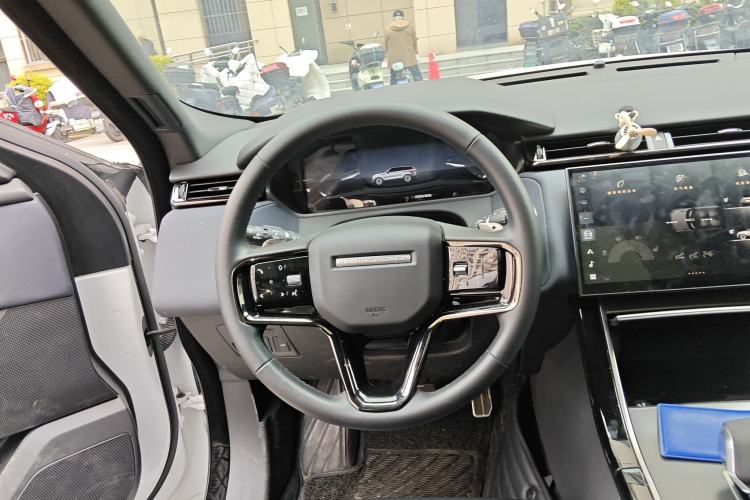 Used Land Rover Range Rover Velar 2024 Dynamic SE
