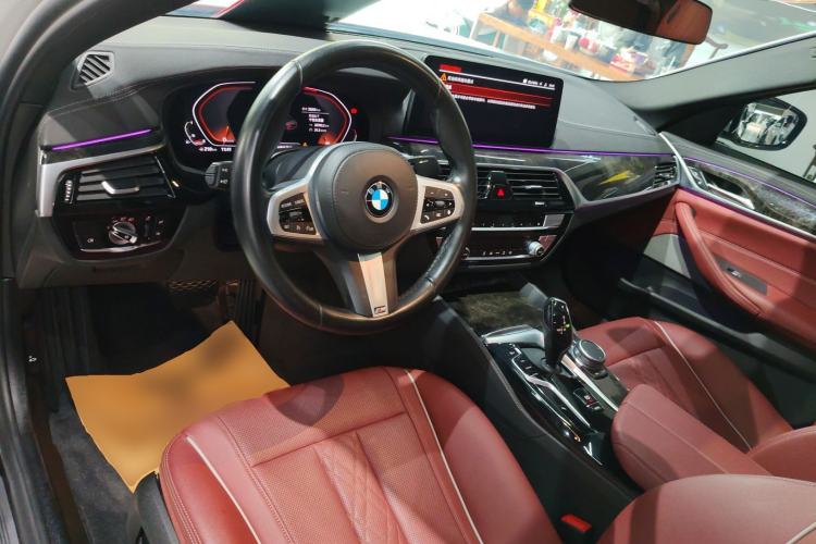 Used BMW 5 Series 2021 525Li M Sport Package Center Console