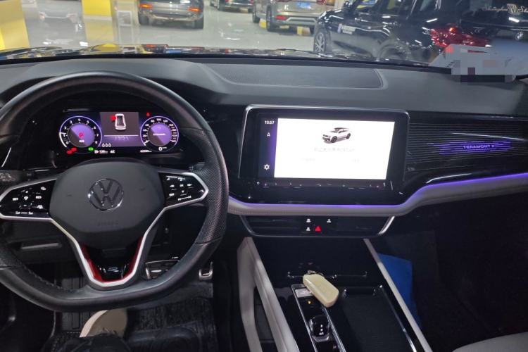 Used Volkswagen Teramont X 2023 Revised 380TSI Four-Wheel Drive Prestige Luxury Edition Center Console