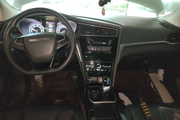 Used Venucia Venucia D60EV 2020 Standard Range Smart Drive Edition
