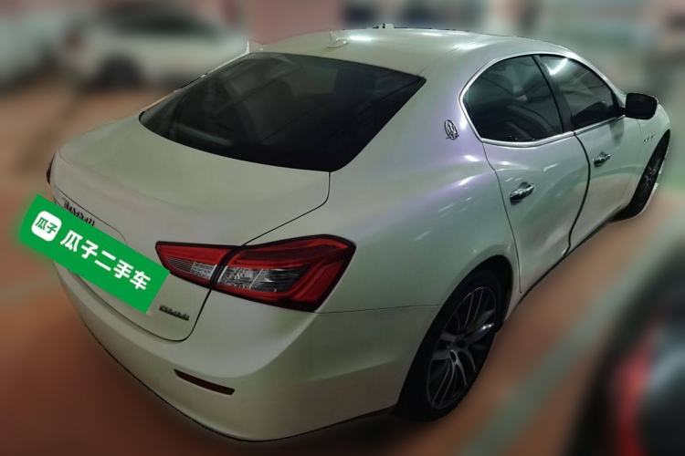 Used Maserati Ghibli 2014 3.0T Standard Edition Rear Right 45 Deg