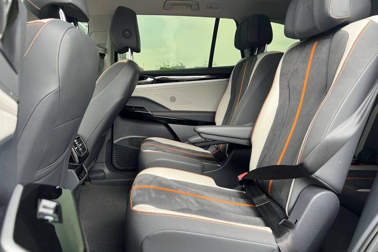 Used Volkswagen ID.6 CROZZ 2022 Long-Range Lite PRO Edition