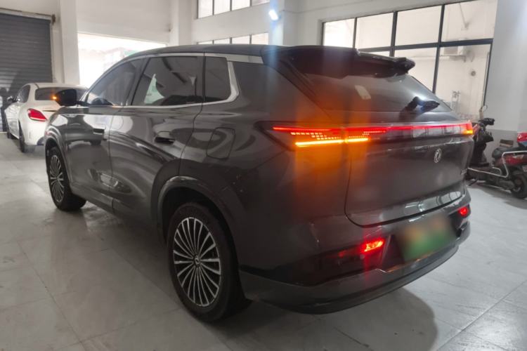 Used Dongfeng Aeolus L8 2025 Model 185KM Dream Edition Rear Left 45 Deg