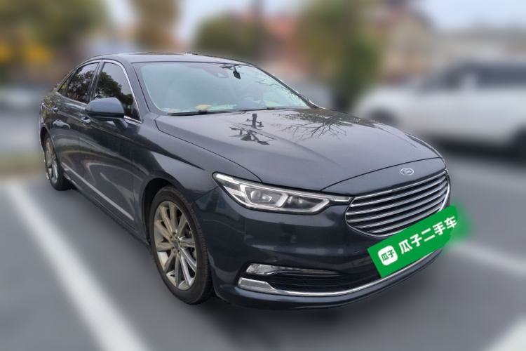 Used Ford Taurus 2019 EcoBoost 245 Premium Edition Front Right 45 Deg