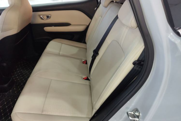 Used Wuling Bingo PLUS 2024 330 km Range Five-Seater Version