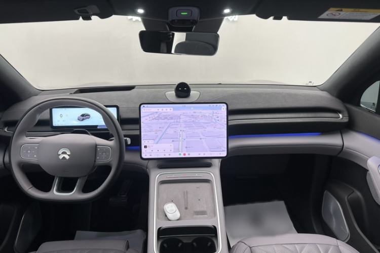 Used Nio EC6 2025 75 kWh Audio And AC Panel