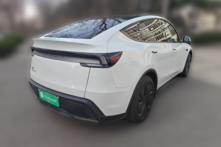 Used Tesla Model Y 2025 Rear-Wheel-Drive Version