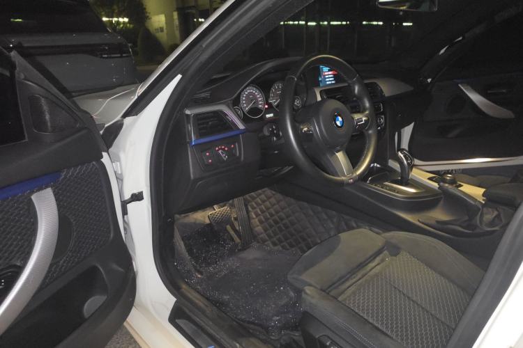 Used BMW 4 Series 2017 425i Gran Coupe Leading Model with M Sport Package
