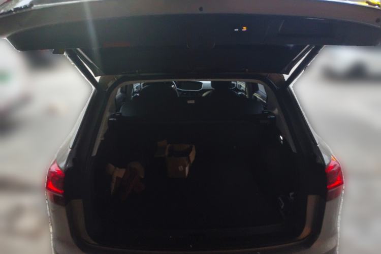 Used Volkswagen Tayron 2020 330TSI Two-Wheel Drive Luxury Smart Connectivity Version Trunk