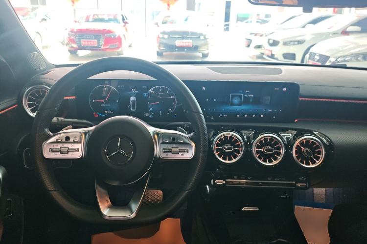 Used Mercedes-Benz A-Class 2022 Restyled A 200 L Sport Sedan Fashion Version Center Console