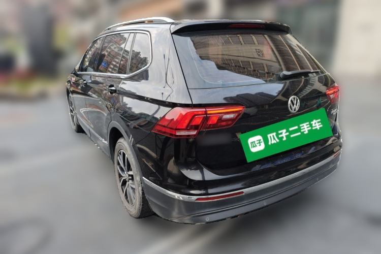 Used Volkswagen Tiguan L 2017 330TSI Automatic Two-Wheel Drive Luxury Edition