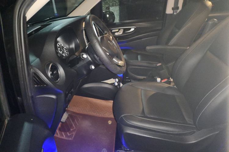 Used Mercedes-Benz Vito 2016 2.0T Business Edition
