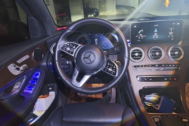 Used Mercedes-Benz GLC 2022 Refreshed GLC 300 L 4MATIC Dynamic Edition
