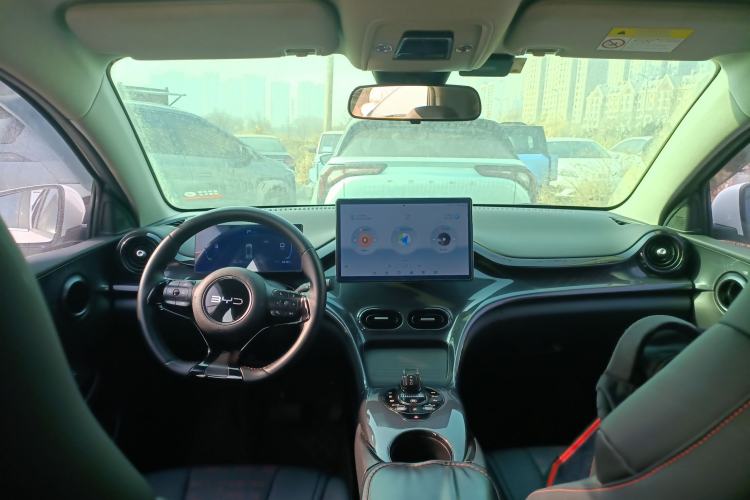 Used BYD e2 2024 Honor Edition Luxury Model Center Console