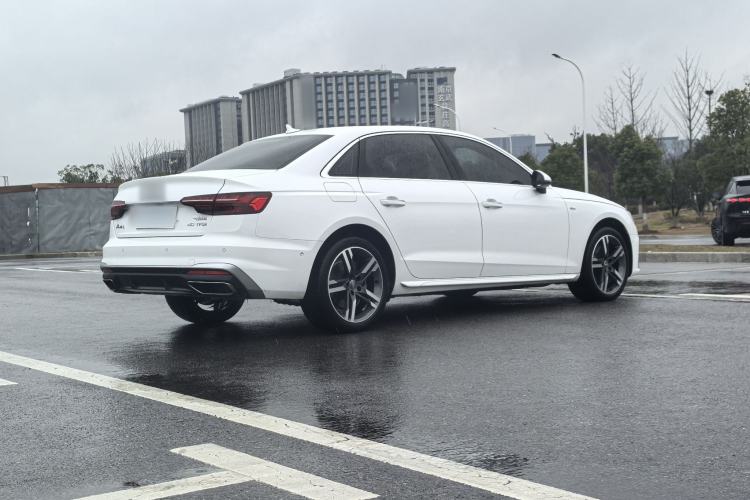 Used Audi A4L 2020 40 TFSI Luxury Dynamic Model
