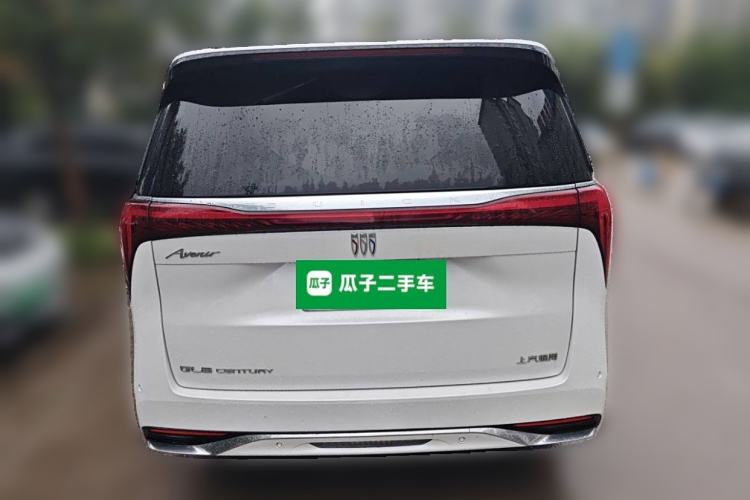 Used Buick Century 2023 2.0T Six-Seater Yinshi Edition Rear