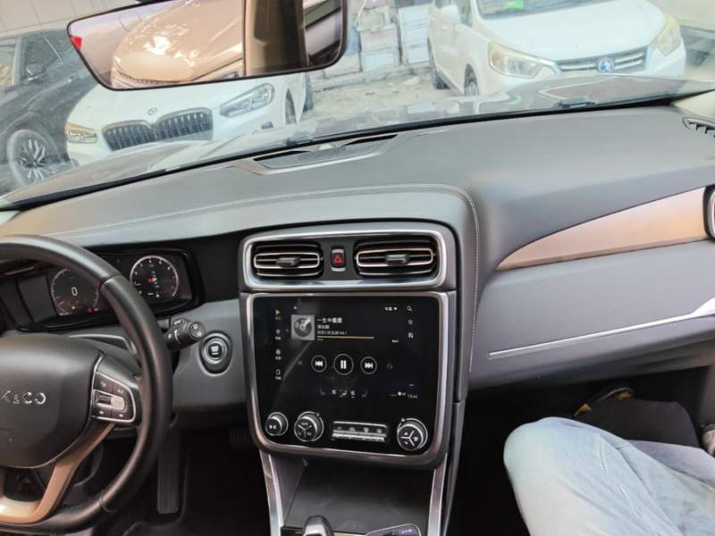 Used Lynk & Co 01 2017 2.0T Two-Wheel Drive Pro Edition — 9