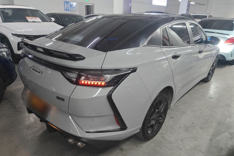 Used Dongfeng Aeolus Yixuan 2023 Mach Edition 1.5T Automatic Pursuit Rider Version Rear Right 45 Deg