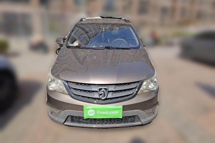 Used Baojun 730 2014 1.5L Manual Luxury Navigation ESP Version 7 Seats