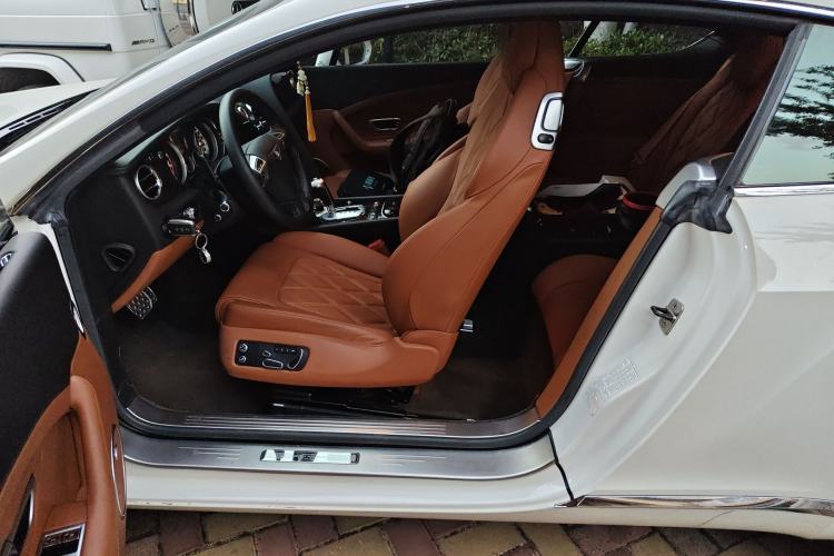 Used Bentley Continental 2012 6.0T GT W12 Left Front Seat