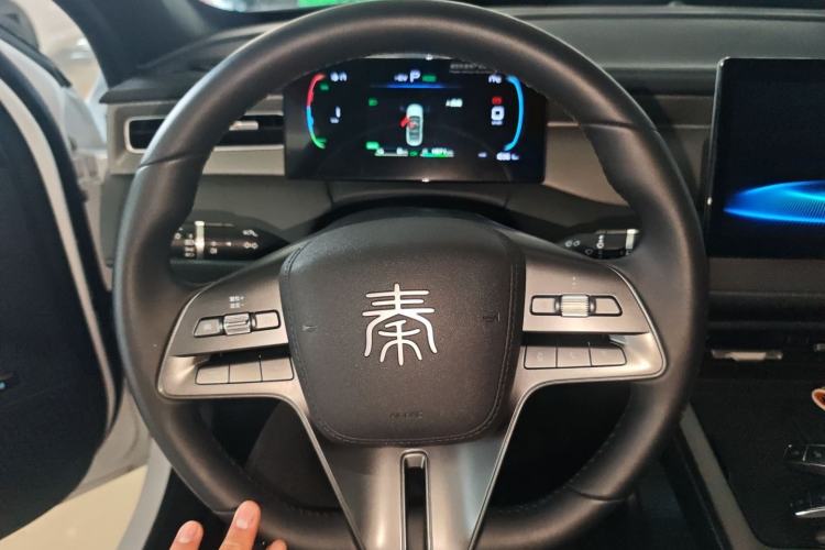 Used BYD Qin PLUS 2025 DM-i Smart Drive 55KM Leading Model