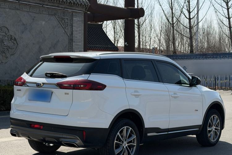 Used Geely Auto Emgrand X7 Sport 2018 1.8TD Automatic Two-Wheel Drive Smart Connect 4G Internet Edition