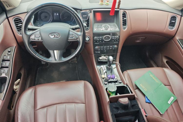 Used Infiniti QX50 2015 2.5L Enjoyment Edition Interior 2