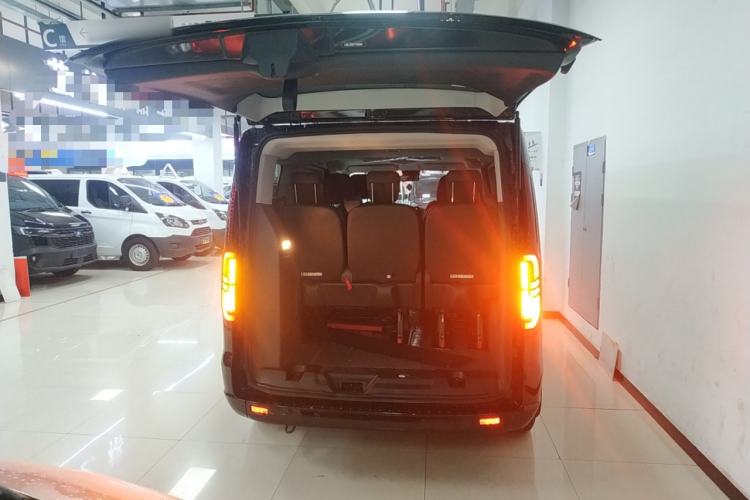 Used Ford Tourneo Custom 2023 2.0T Automatic Prestige Edition